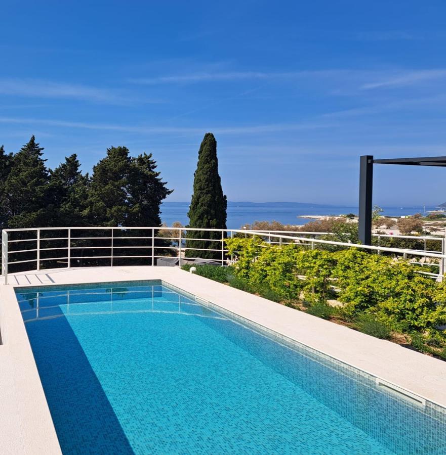 Apartment With Private Pool Split Zewnętrze zdjęcie