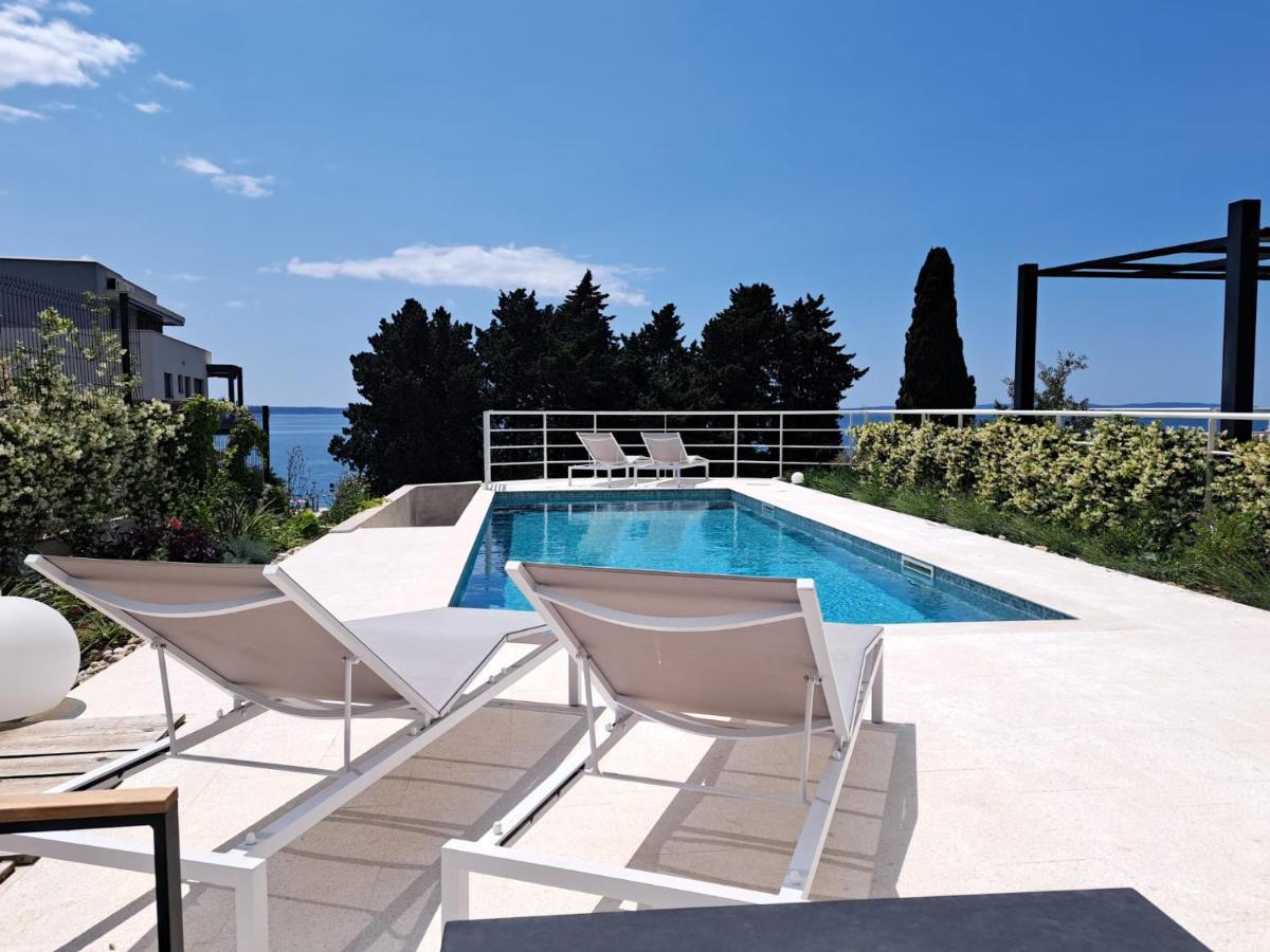 Apartment With Private Pool Split Zewnętrze zdjęcie