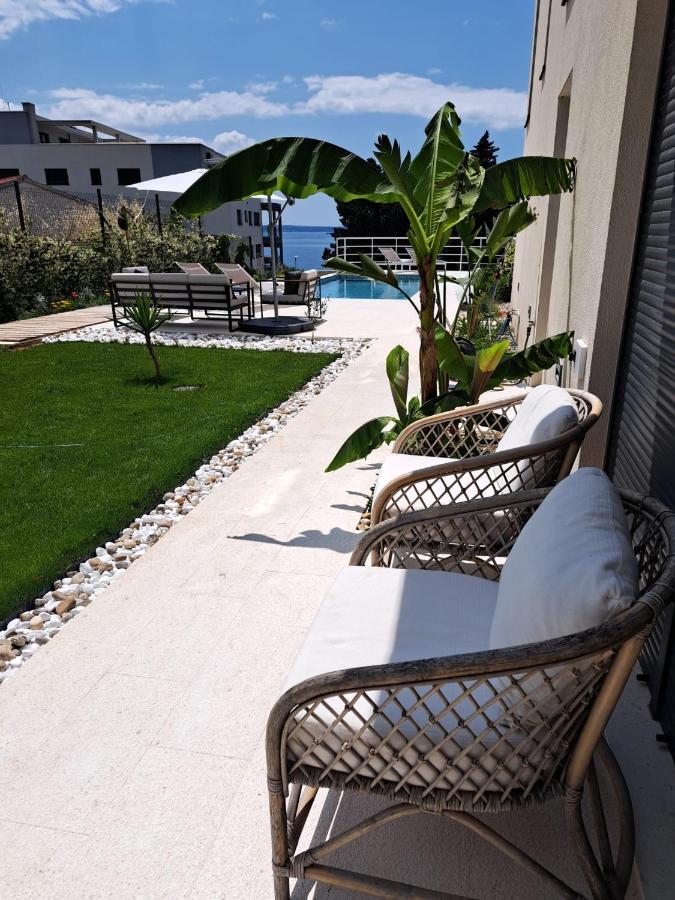 Apartment With Private Pool Split Zewnętrze zdjęcie